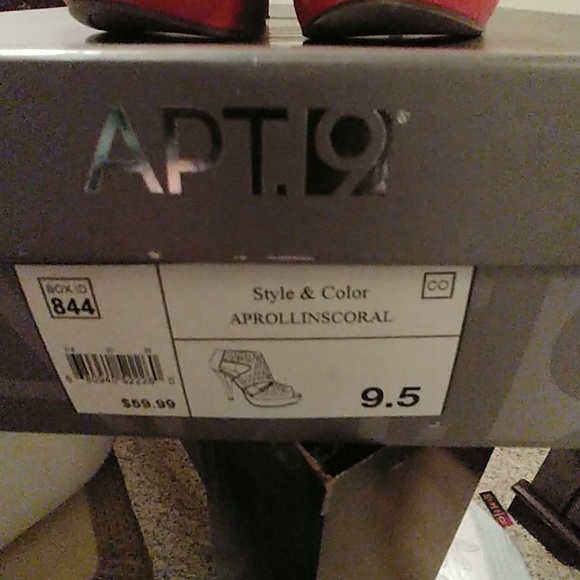 High Heels - Picture 2 of 4